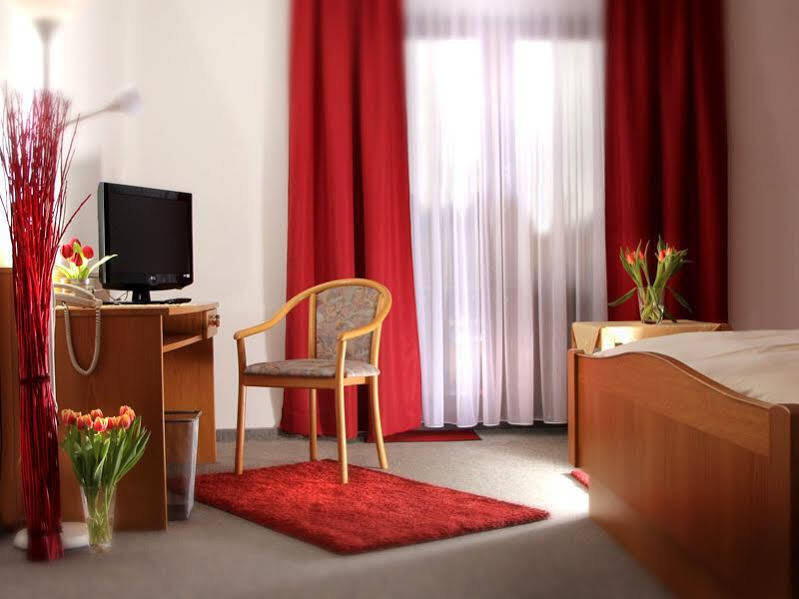 Zeitlarn Hotel Bartholomaeus מראה חיצוני תמונה